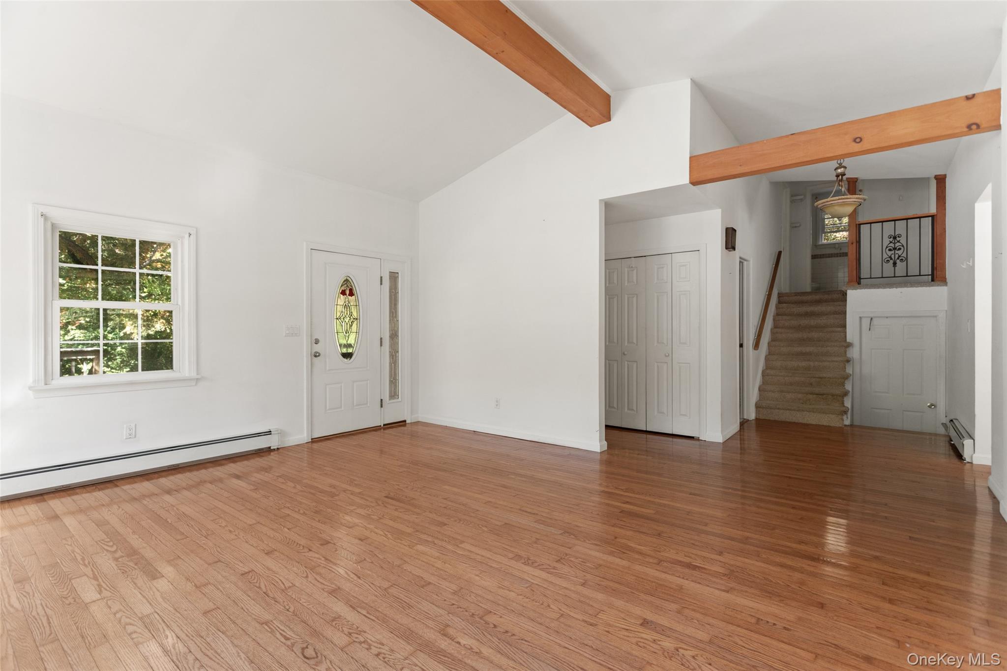 14 Curry Road – For Sale photo 3