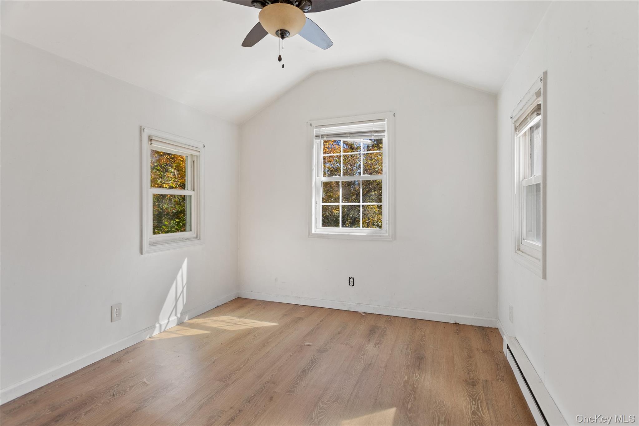 14 Curry Road – For Sale photo 30