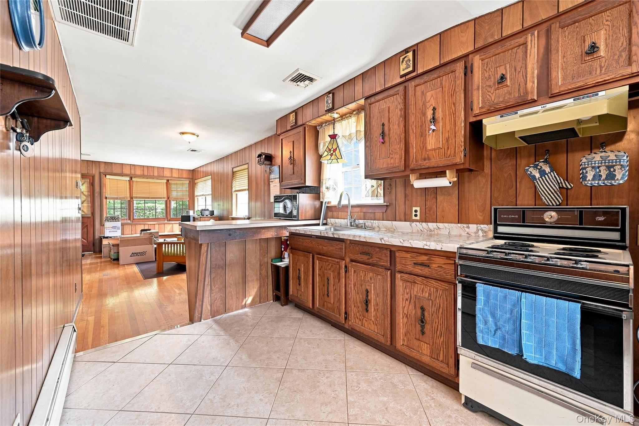 76 Queen Road – For Sale photo 8