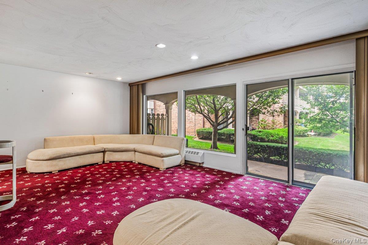 1301 Michael Court, Unit 1623 photo 8