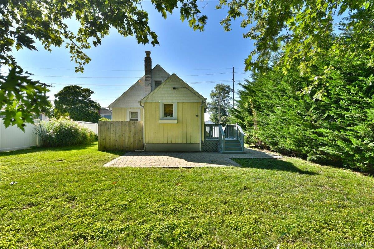 35 Montauk Drive – For Sale photo 26