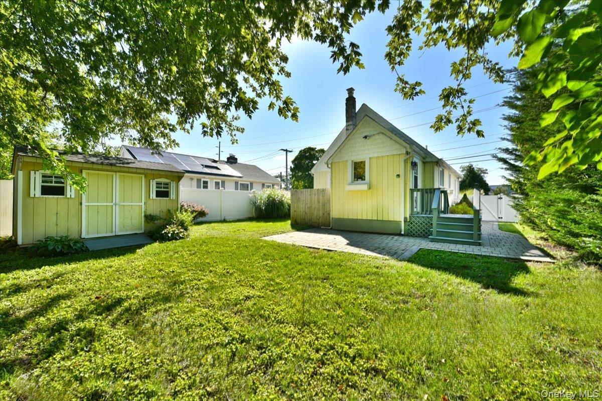 35 Montauk Drive – For Sale photo 25