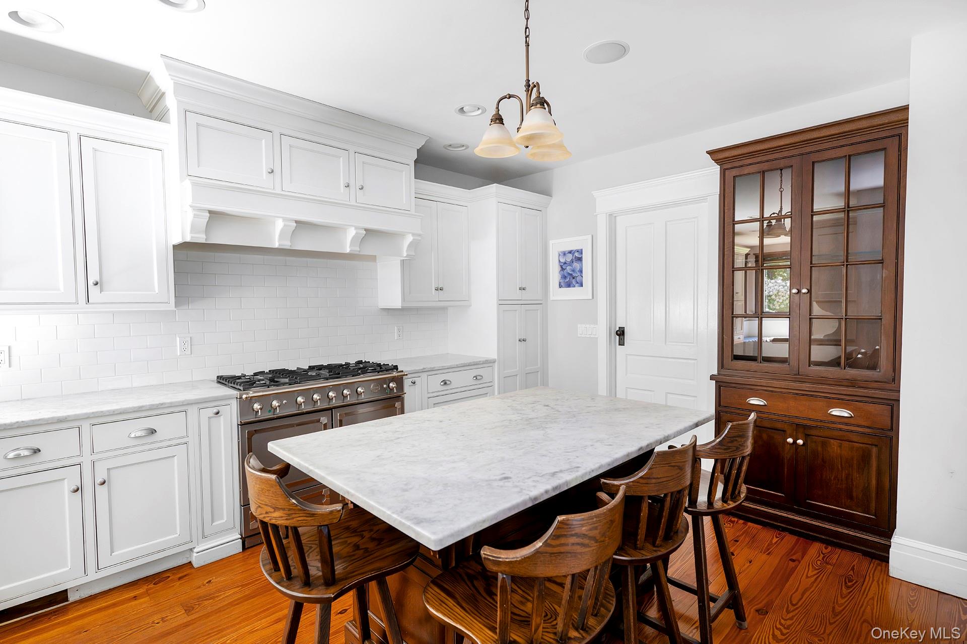 74 South Street – For Sale photo 11