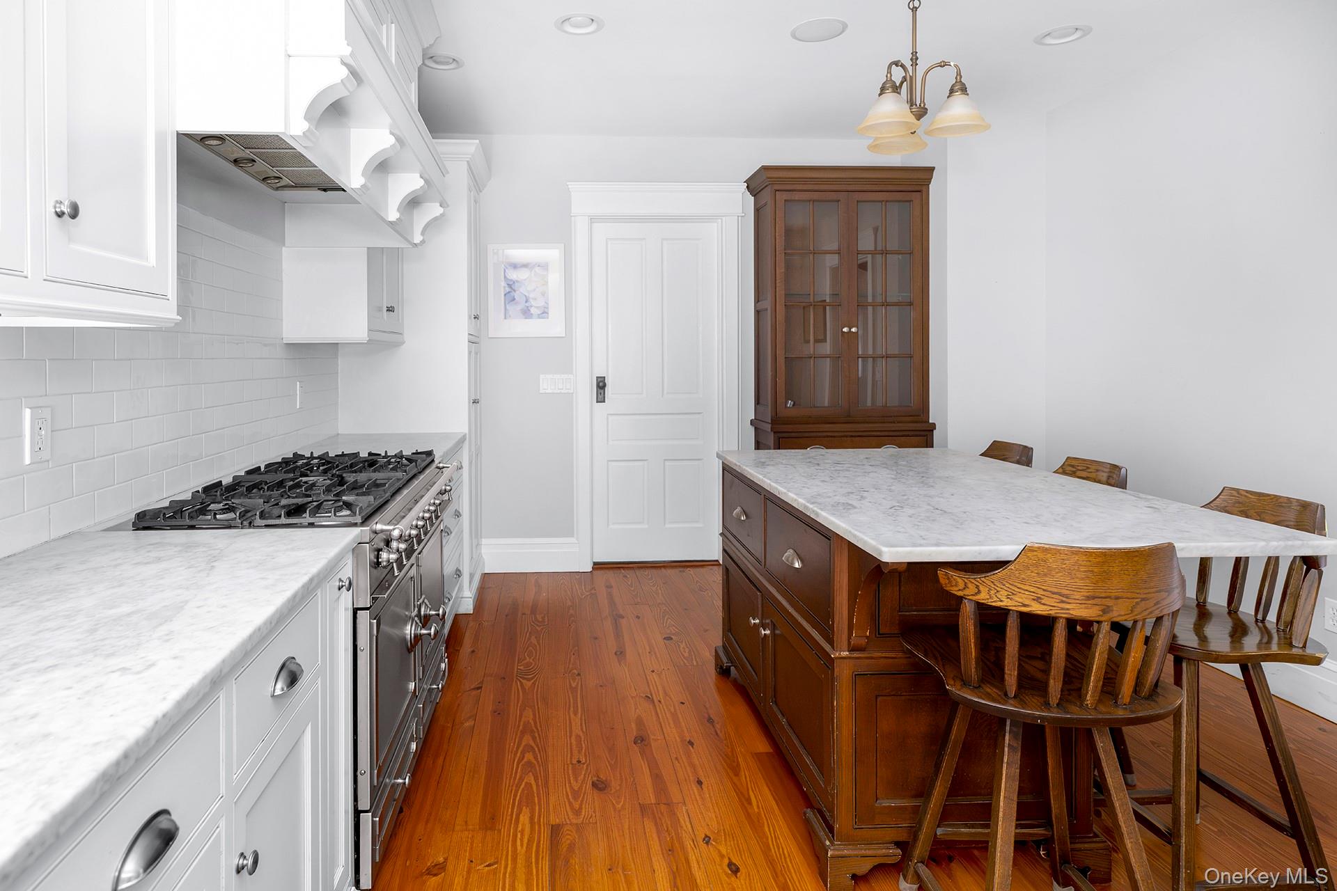 74 South Street – For Sale photo 12