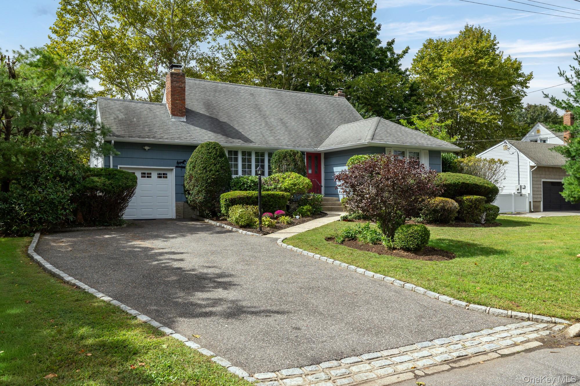 144 Nassau Avenue – For Sale