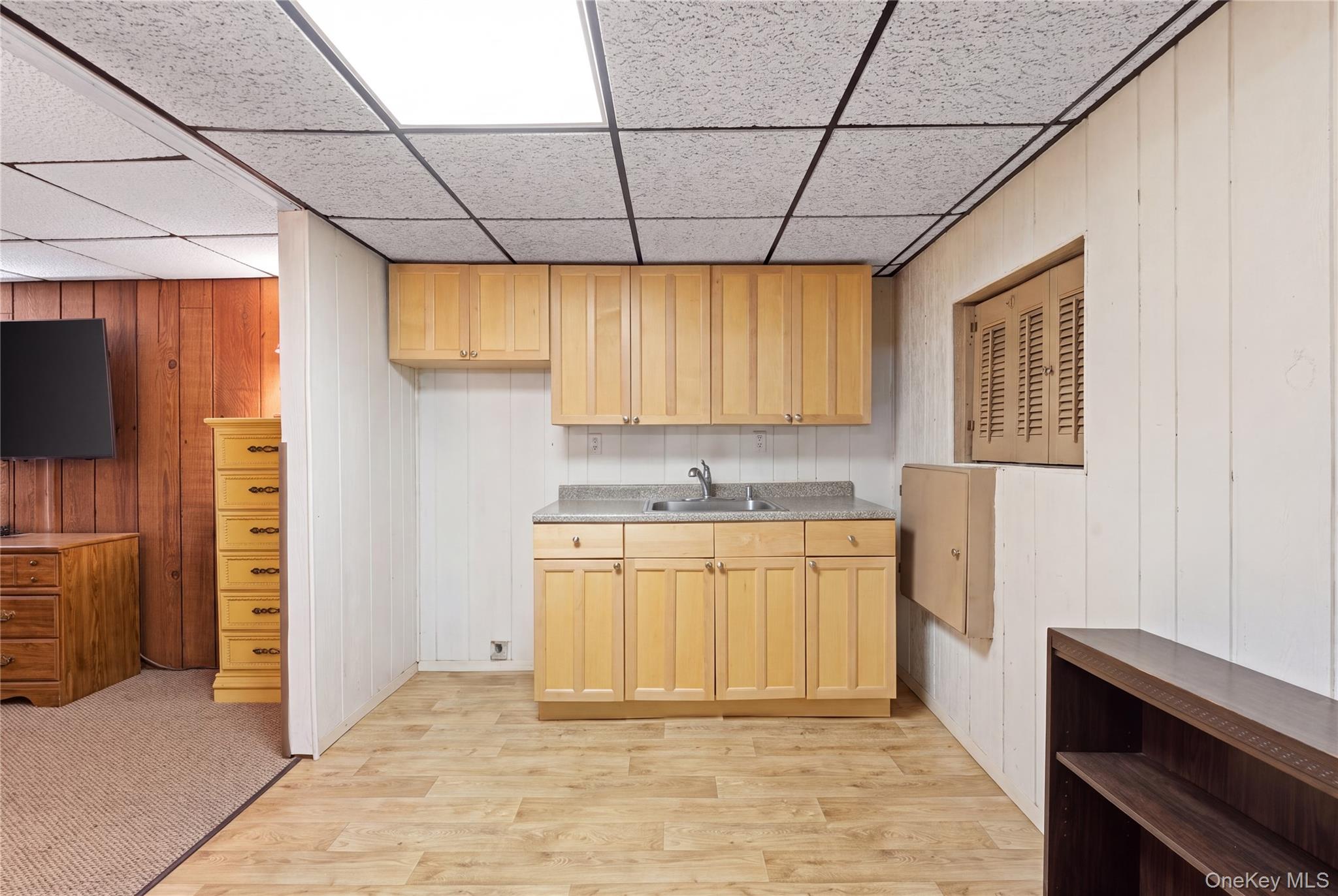 71-15 68th Street – For Sale photo 36