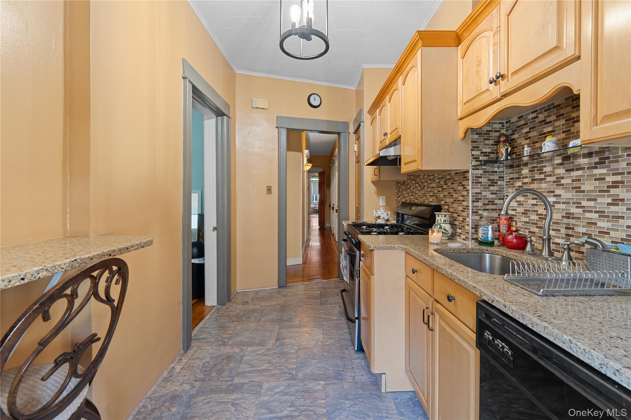 71-15 68th Street – For Sale photo 13