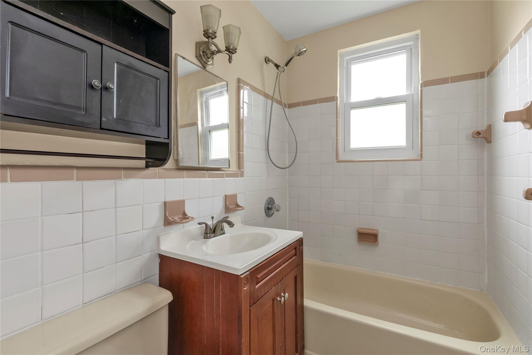 275 Maple Avenue, Unit 4-G photo 8