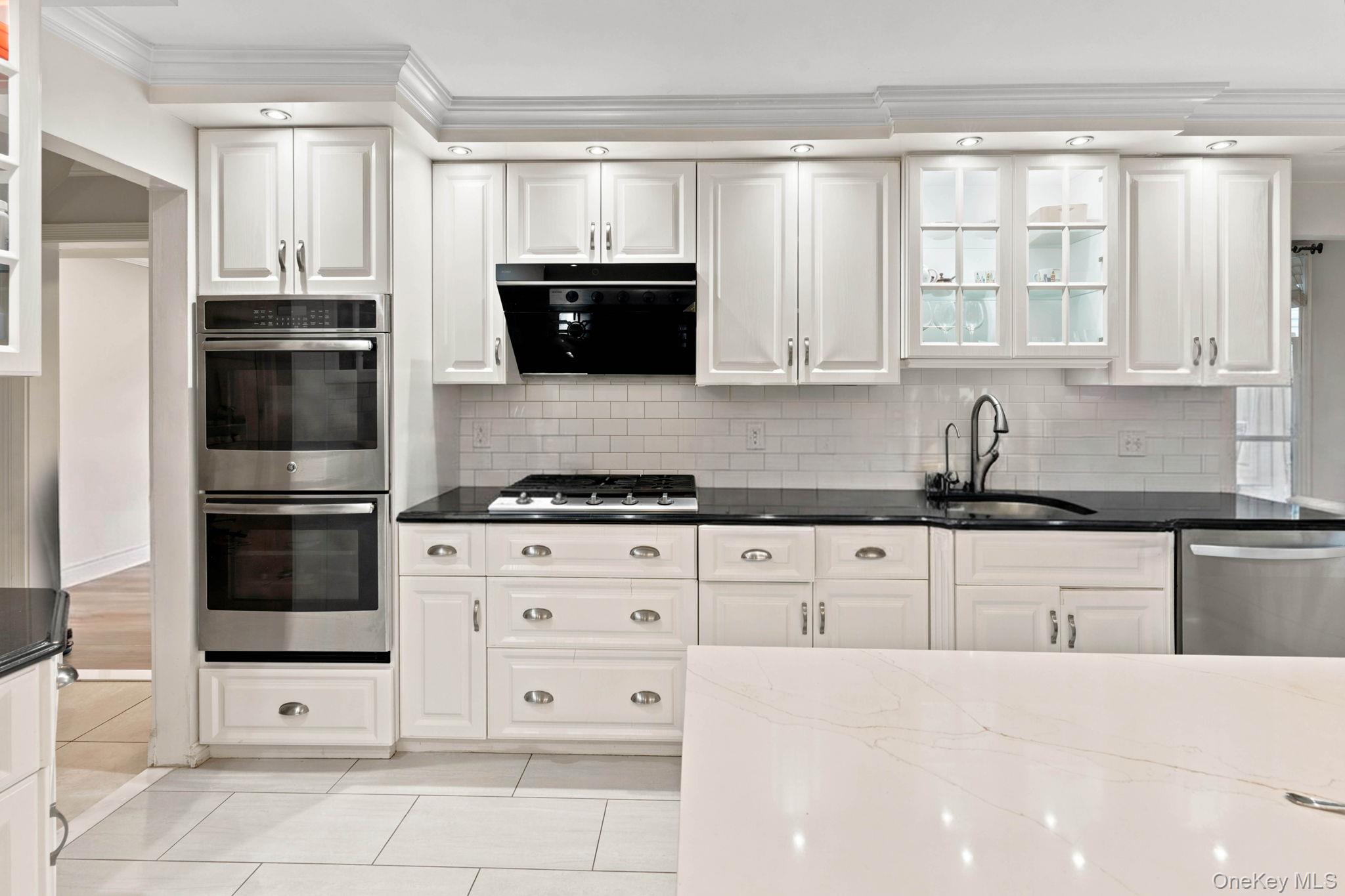 89 Brook Court S – For Sale photo 5