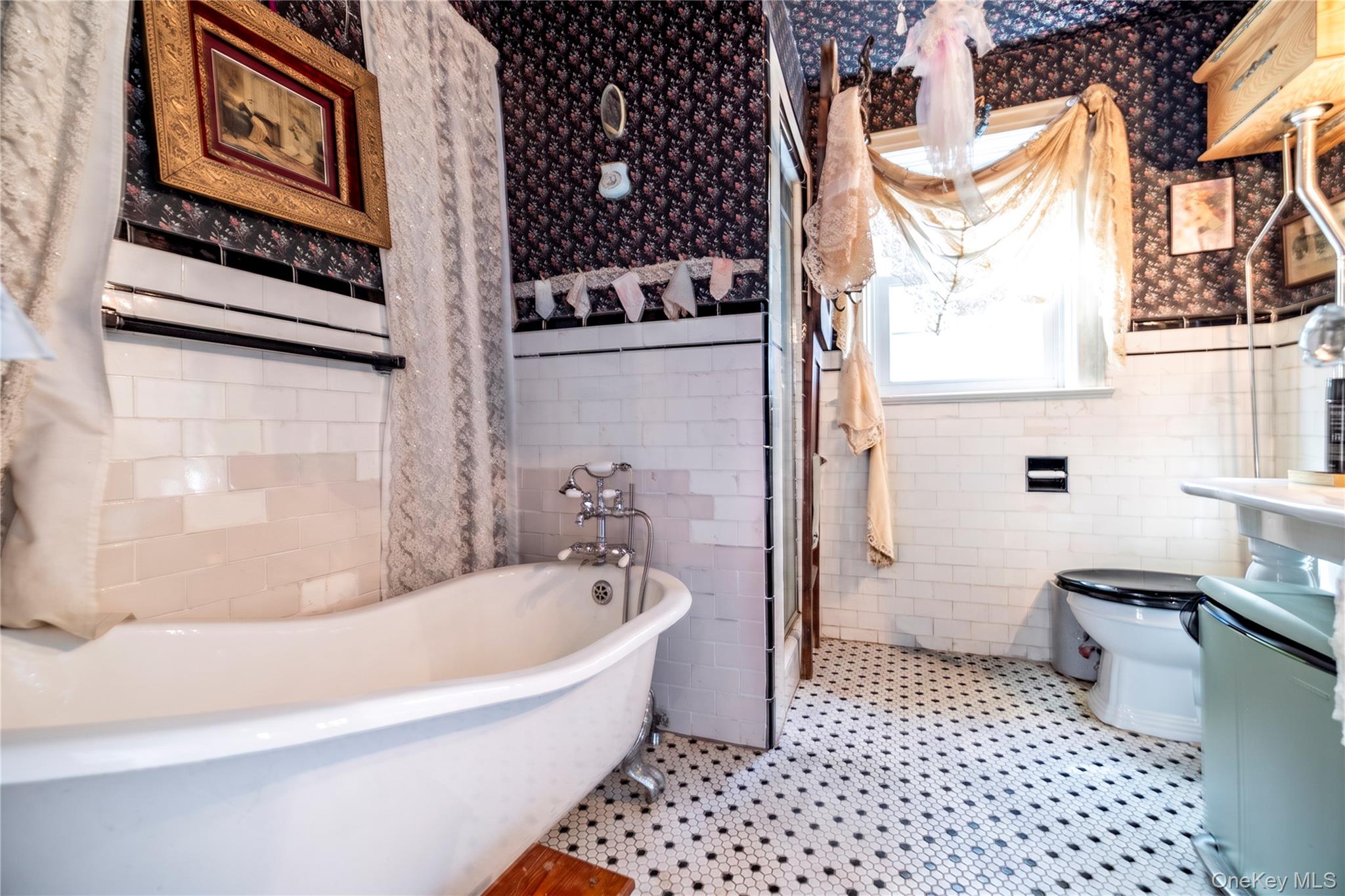 166 Southard Avenue – For Sale photo 9