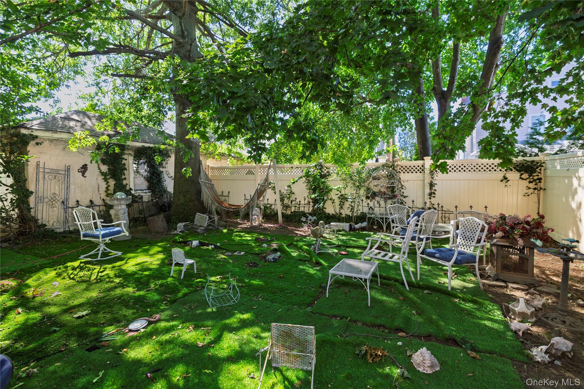 166 Southard Avenue – For Sale photo 15