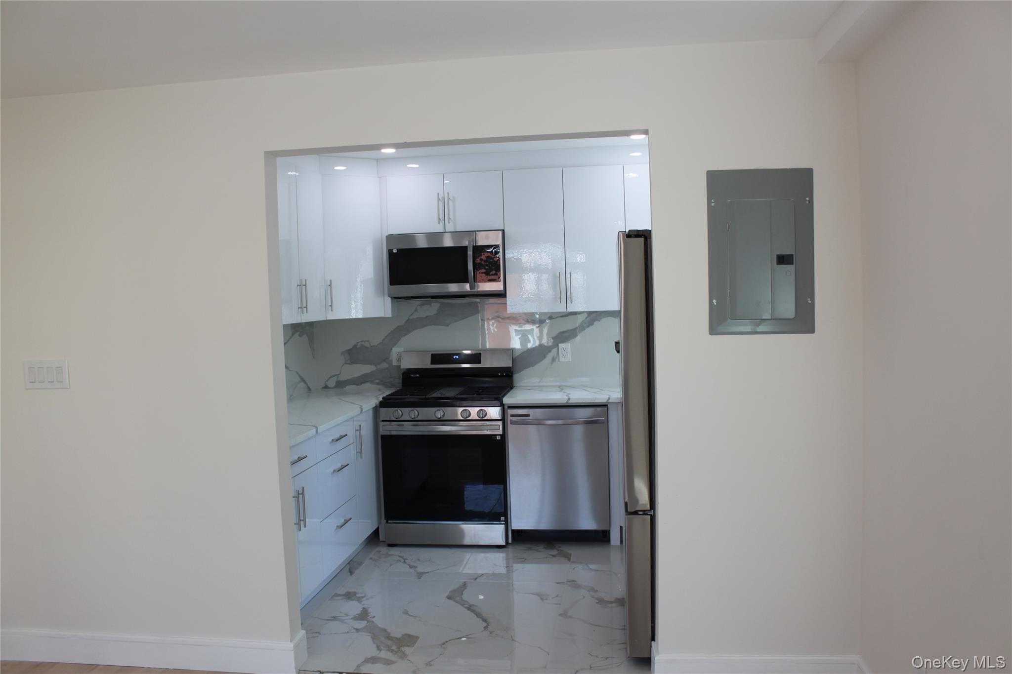 14516 106th Avenue – For Sale photo 33