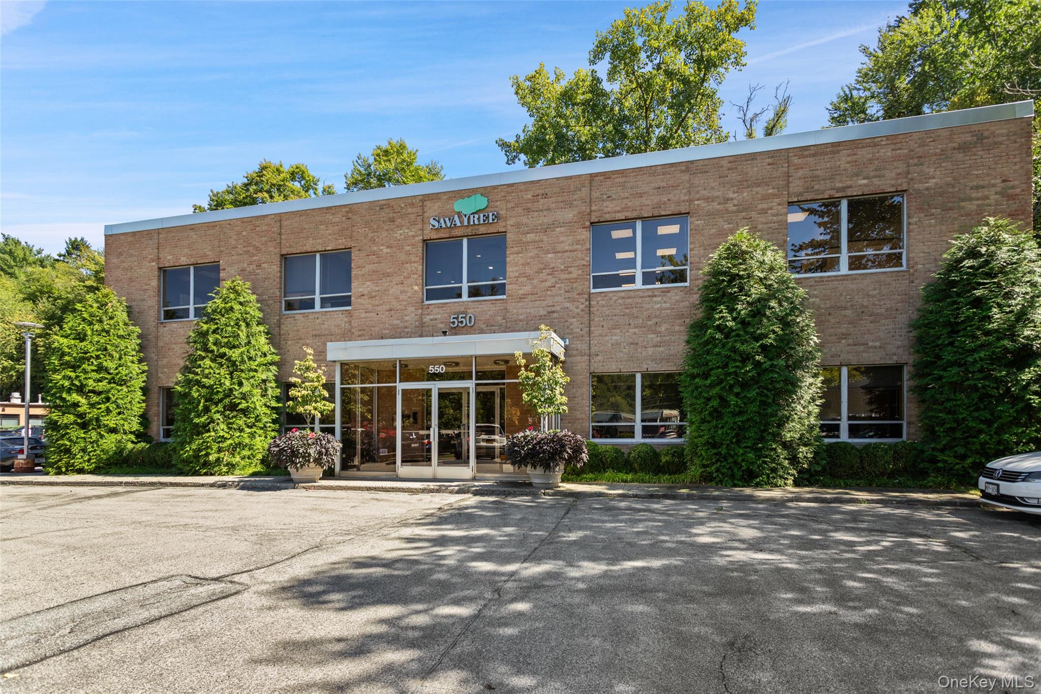 550 N Bedford Road – For Sale photo 2