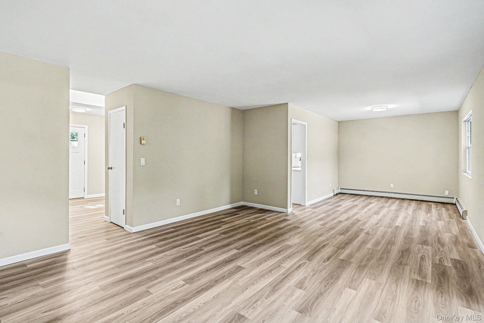 35 Lombardy Drive – For Sale photo 9