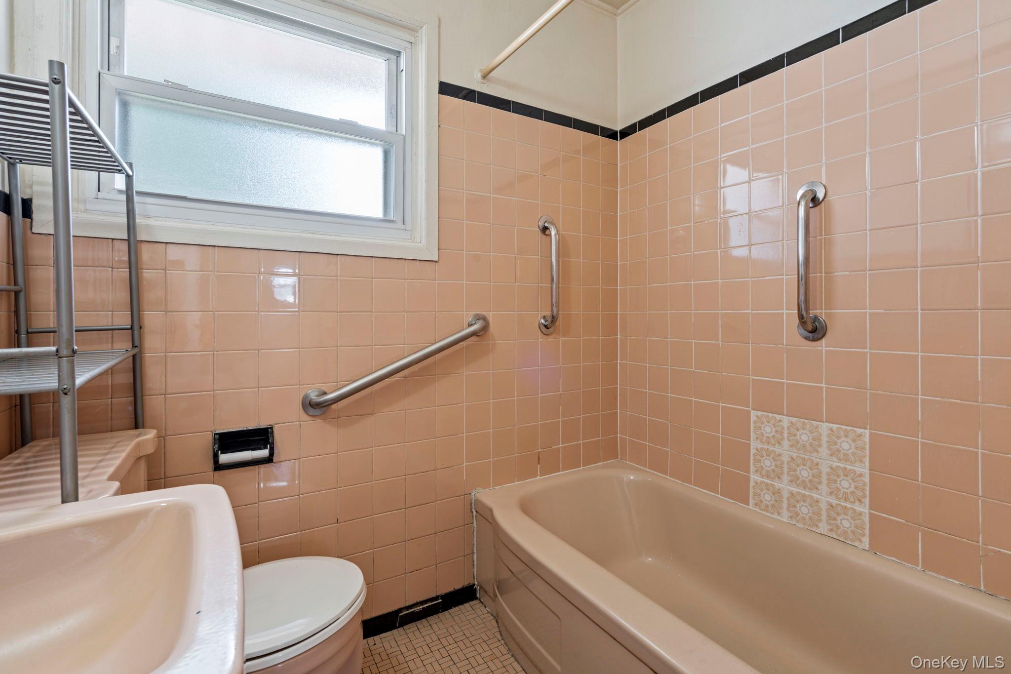5 Prospect Street W – For Sale photo 20
