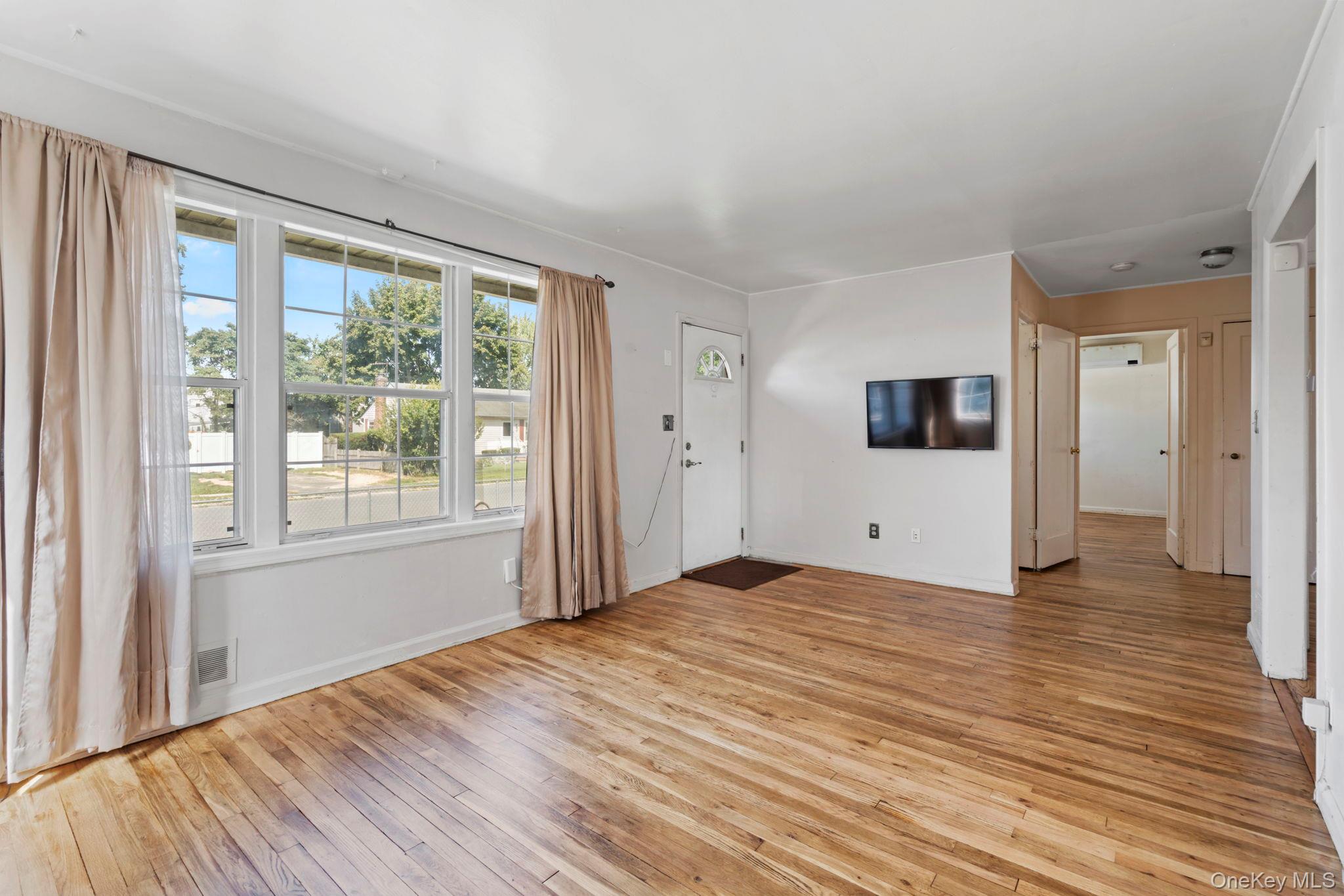 5 Prospect Street W – For Sale photo 8