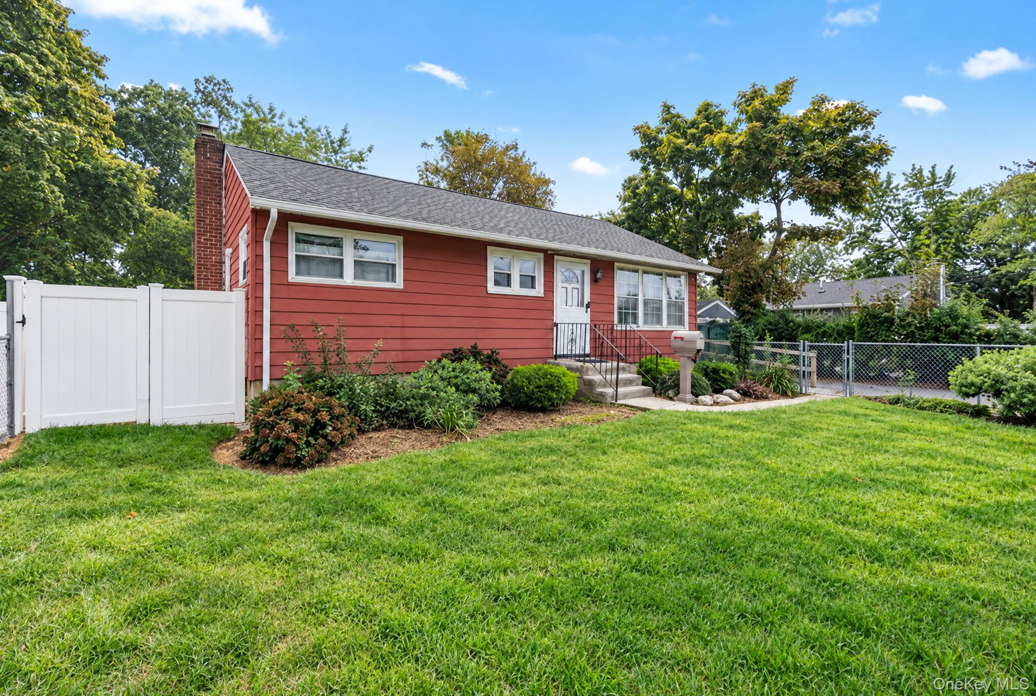 5 Prospect Street W – For Sale photo 4