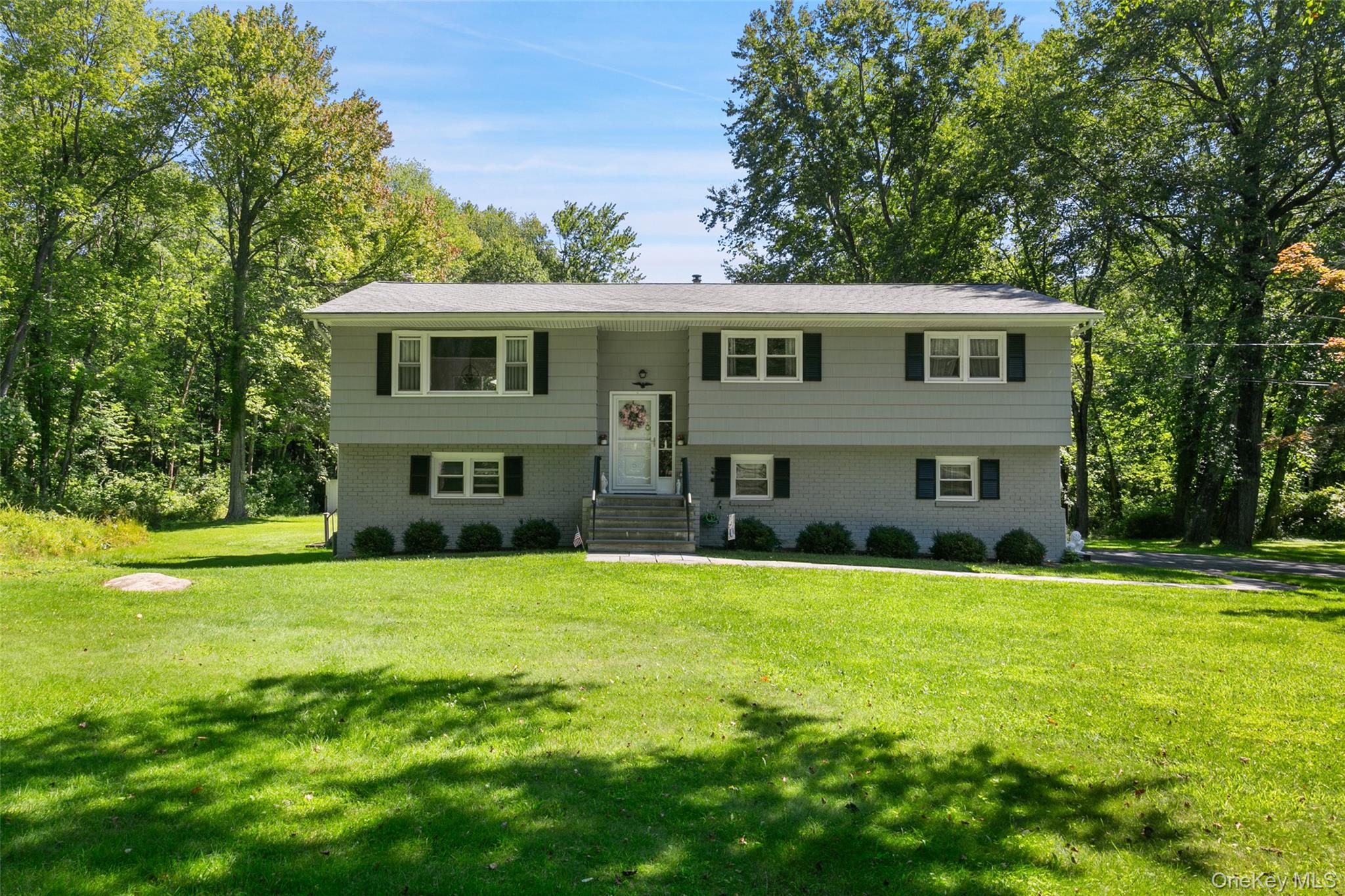257 Smith Ridge Road – For Sale