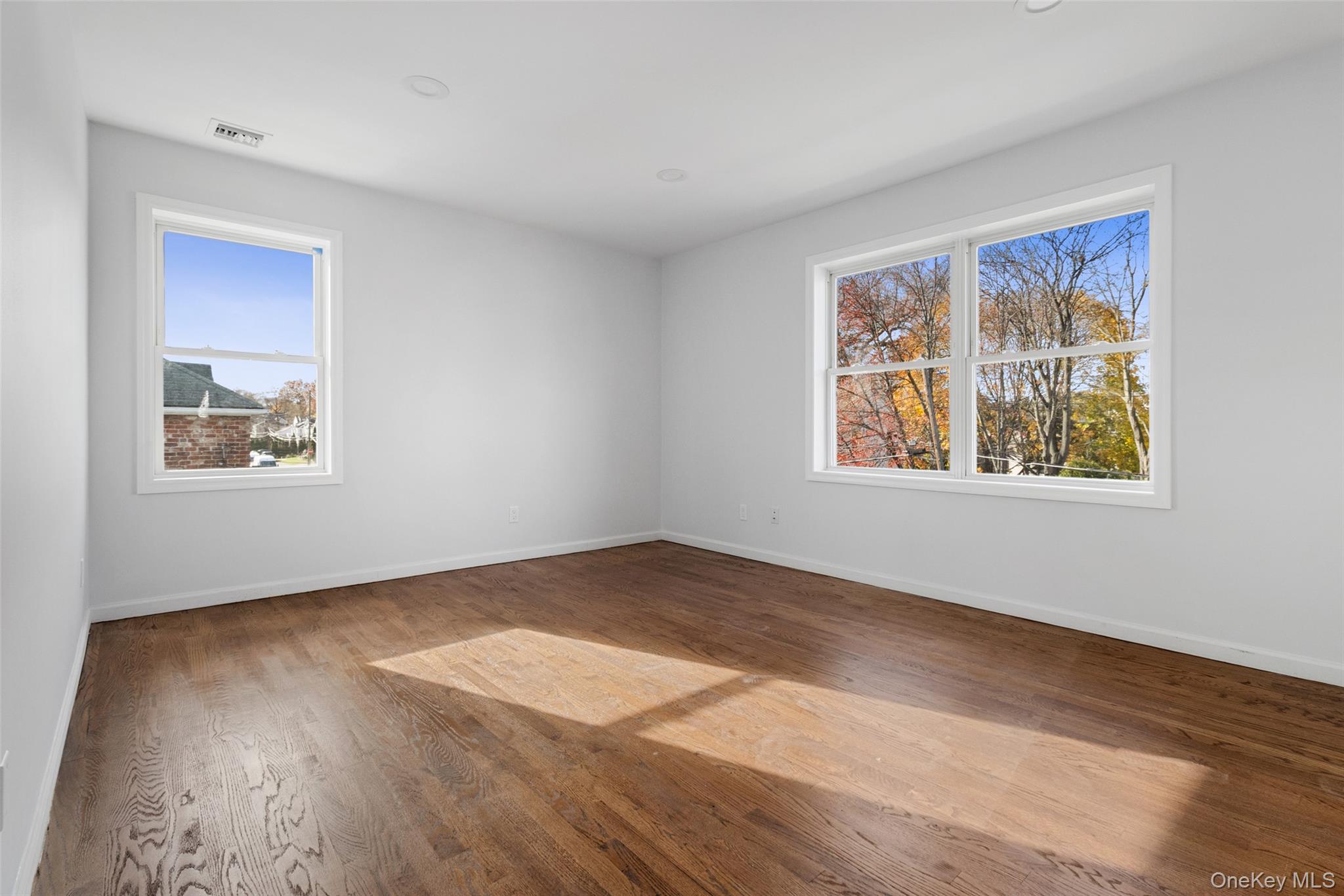 91-93 Henry Avenue, Unit 91 photo 5