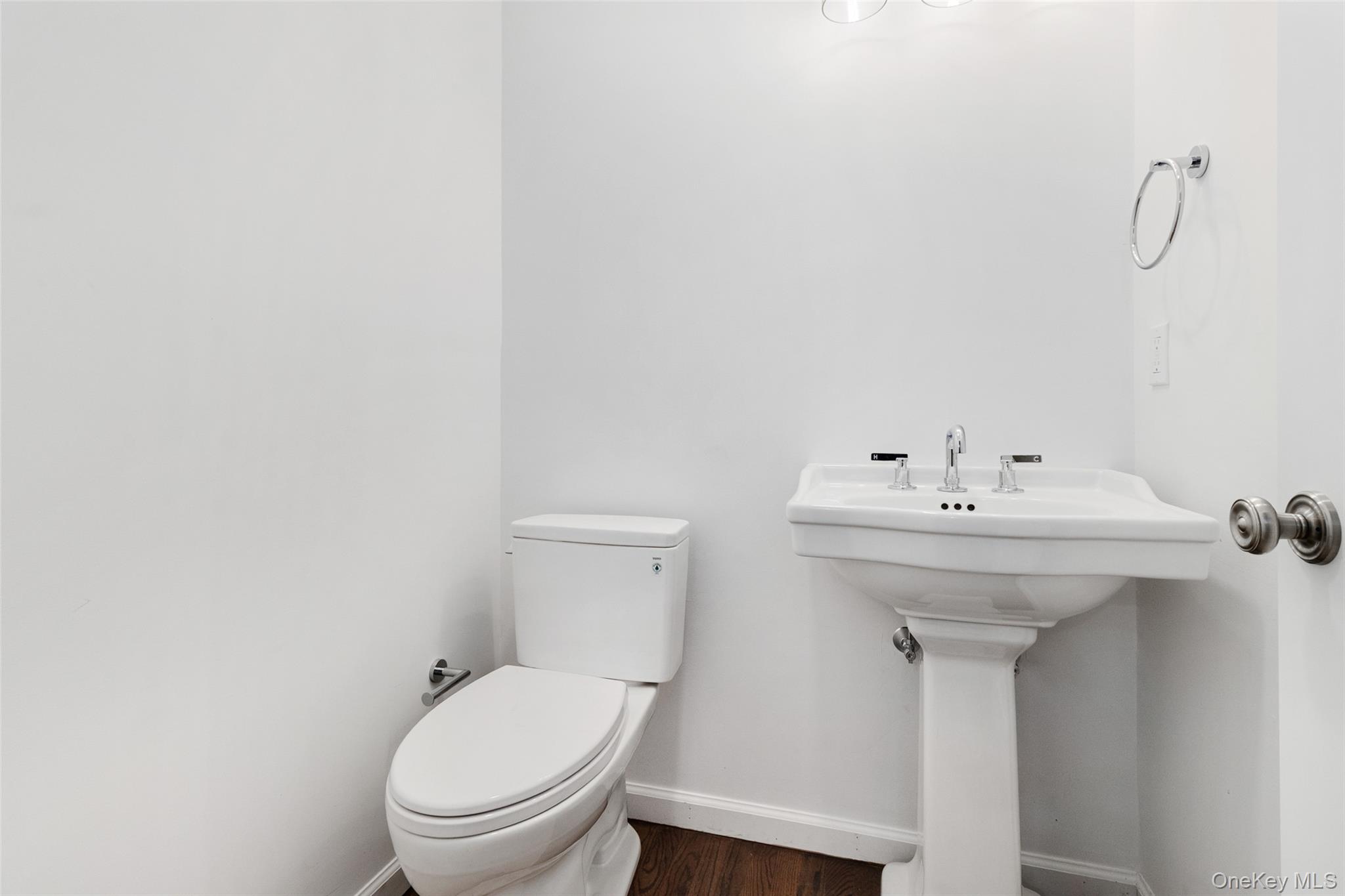 91-93 Henry Avenue, Unit 91 photo 4