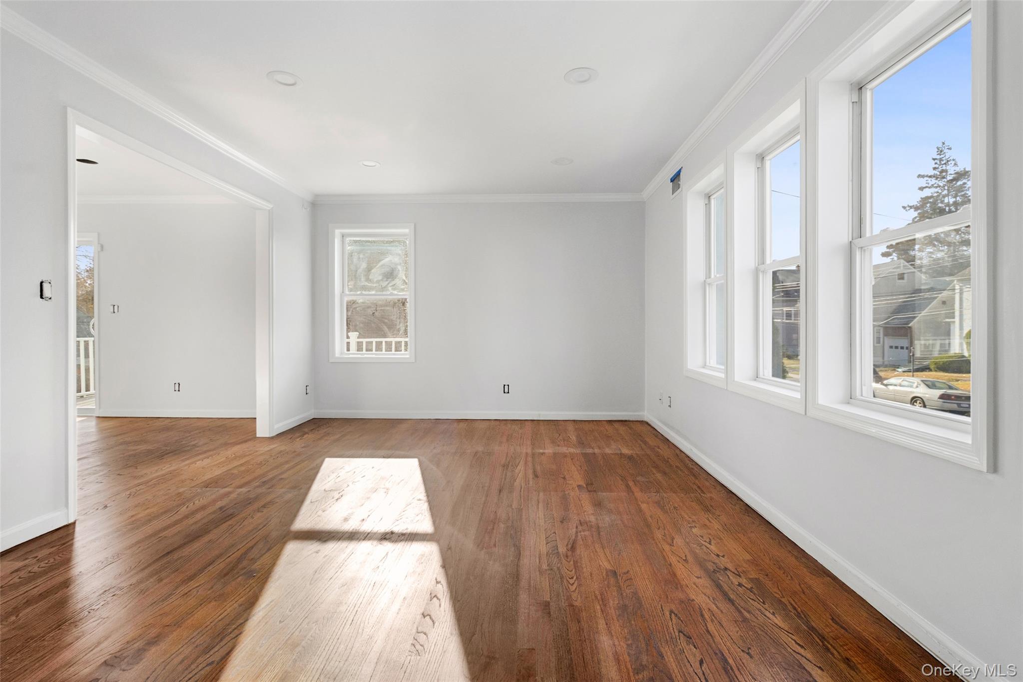 91-93 Henry Avenue, Unit 91 photo 3