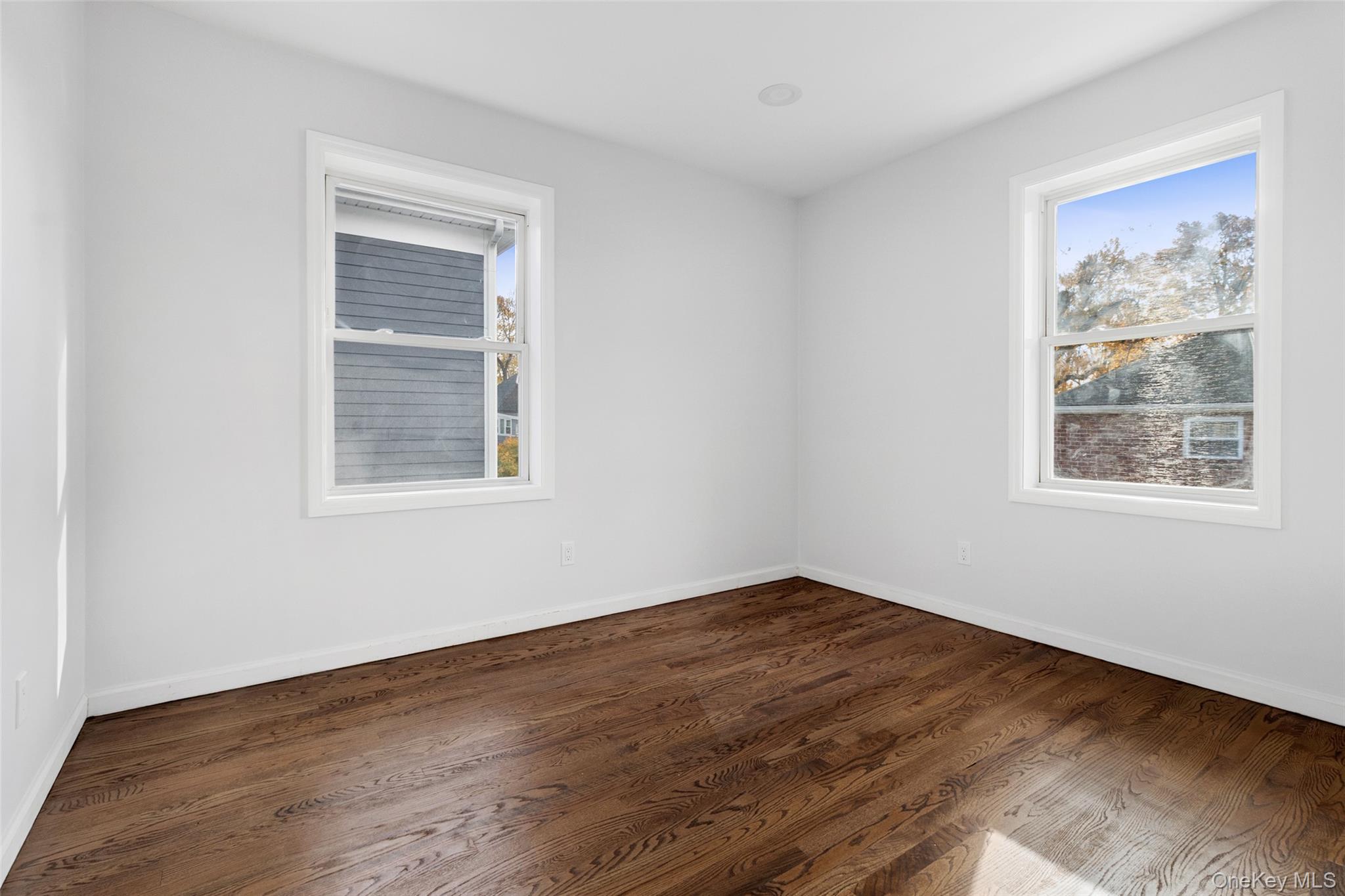 91-93 Henry Avenue, Unit 91 photo 11