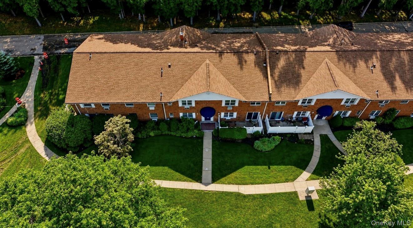 460 Old Town Road, Unit 11I photo 5