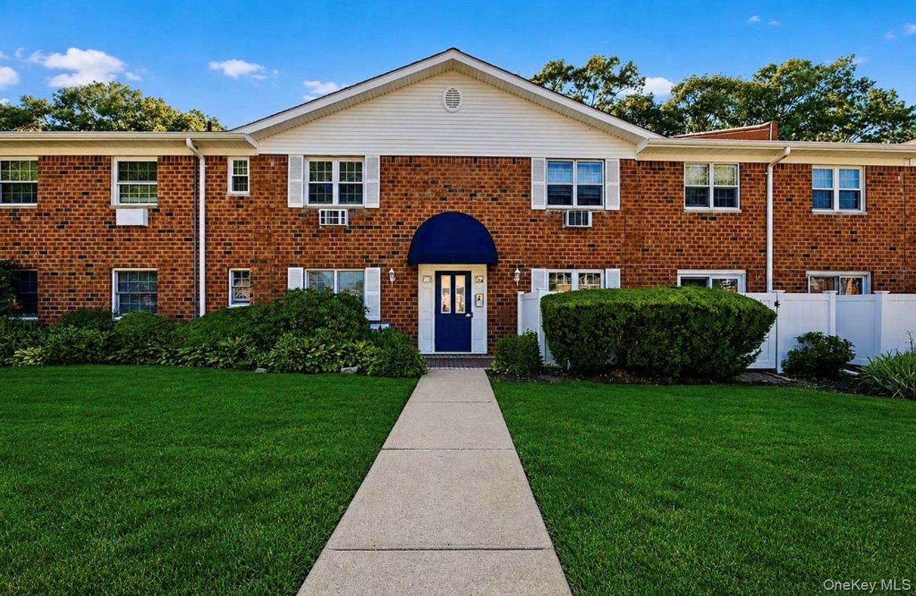 460 Old Town Road, Unit 11I