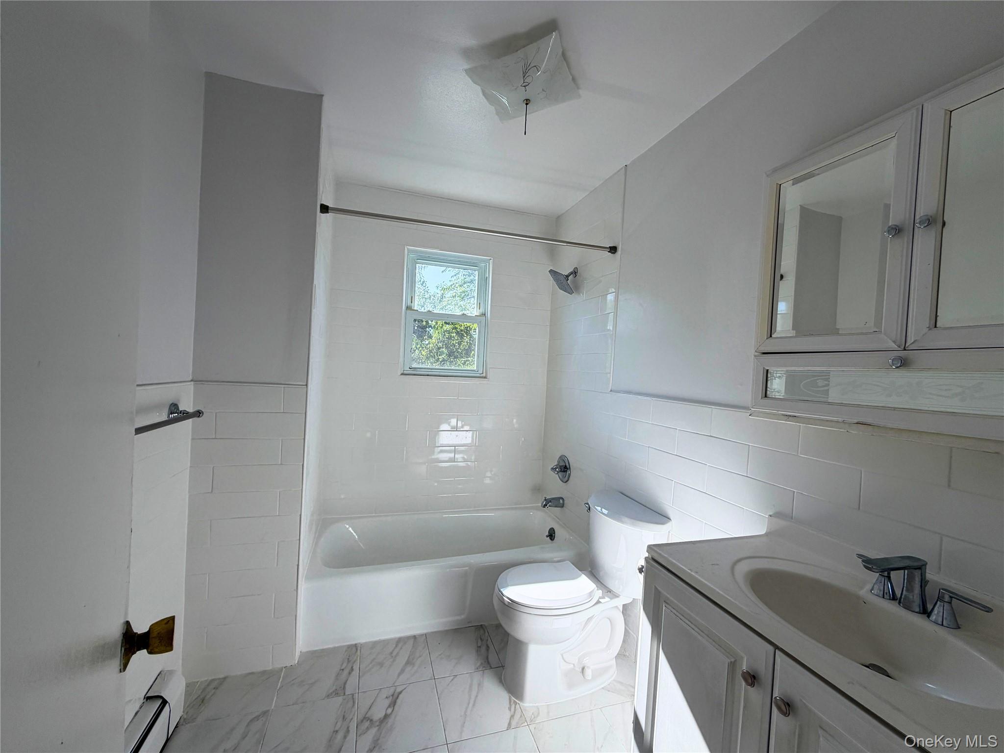 13 Woodrow Avenue, Unit 2 photo 9