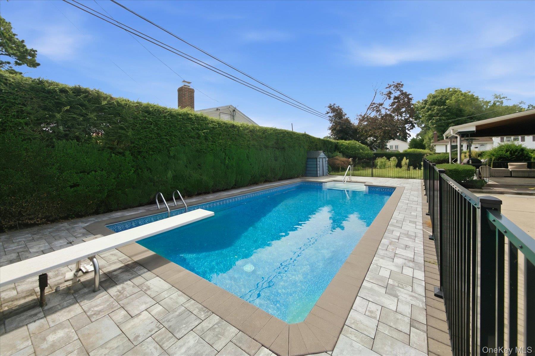 2 Goldfield Street – For Sale photo 31