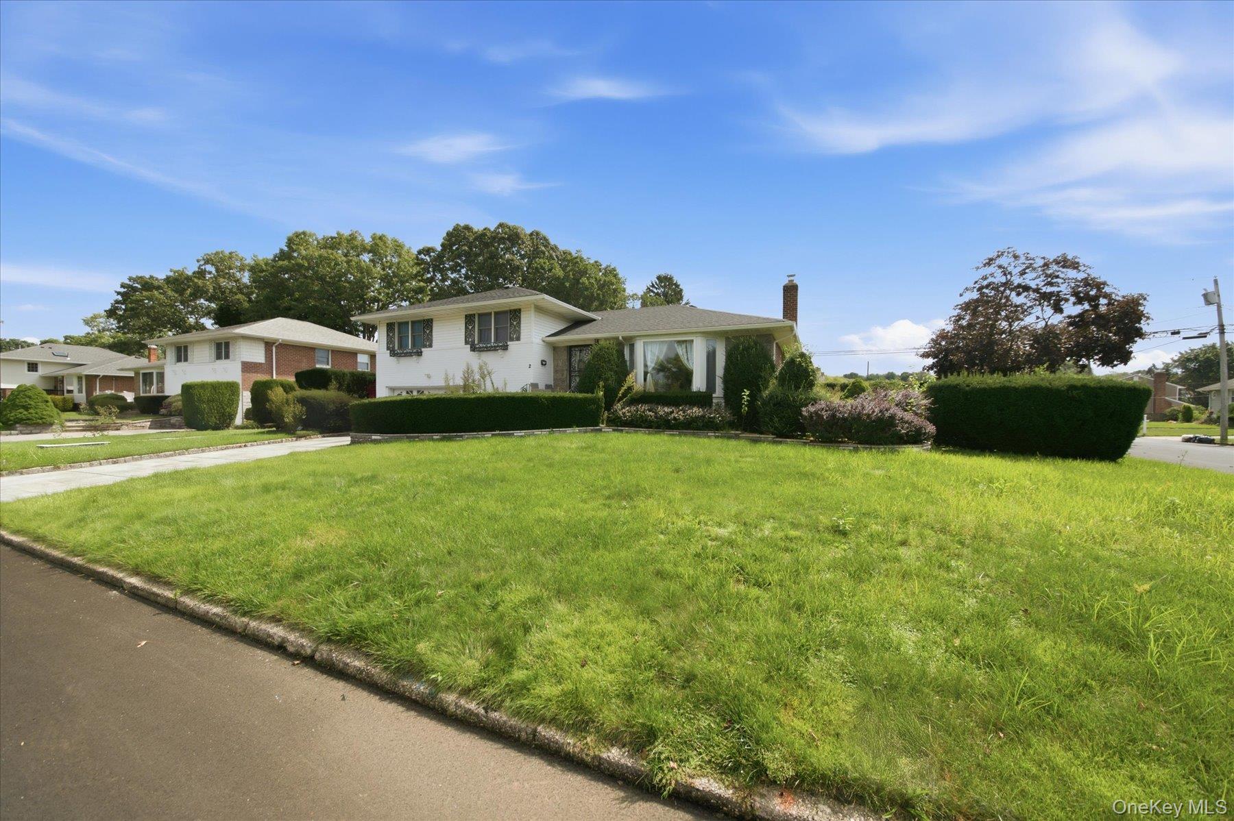 2 Goldfield Street – For Sale photo 2