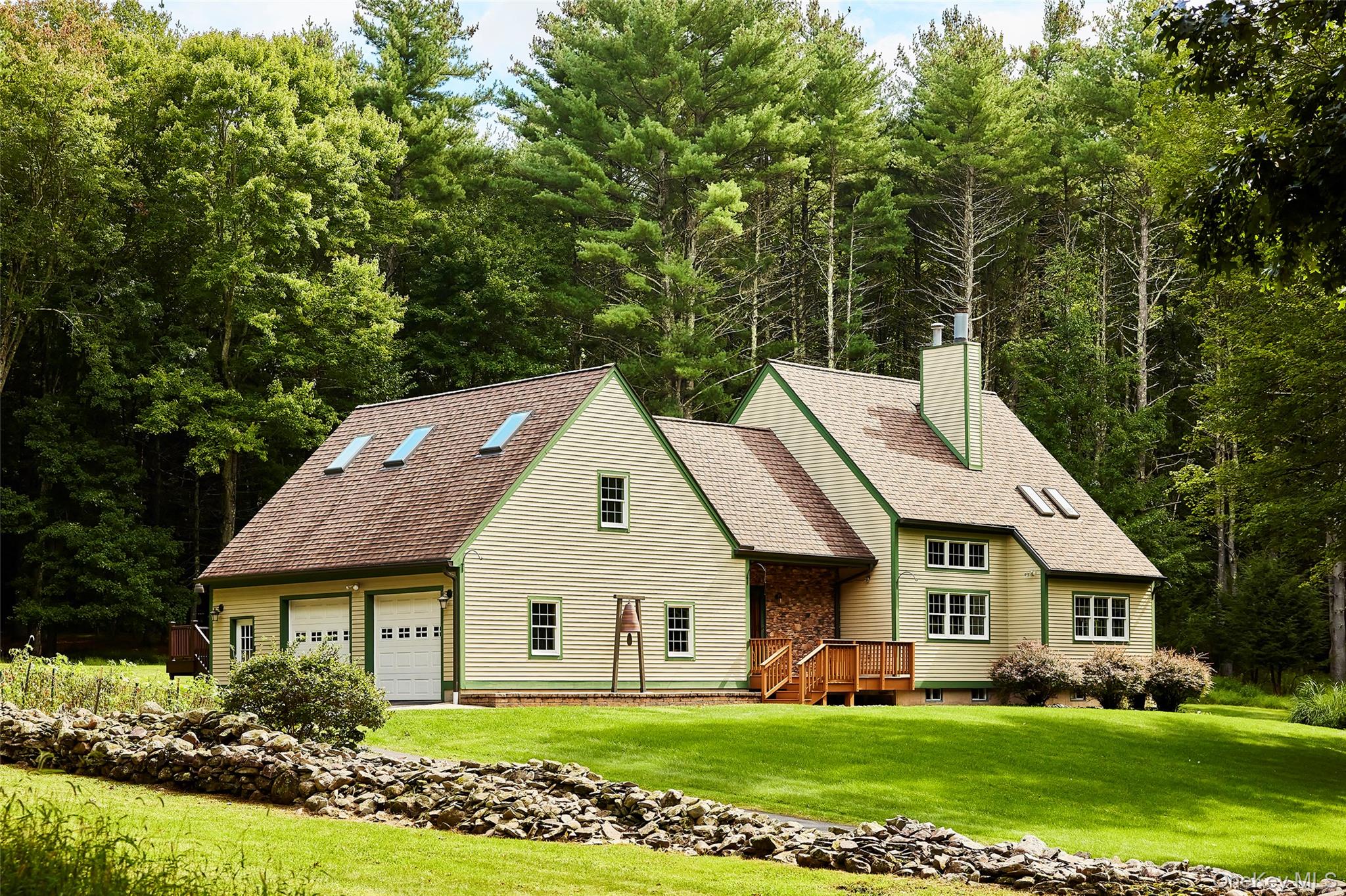 5 Ross Lane – For Sale