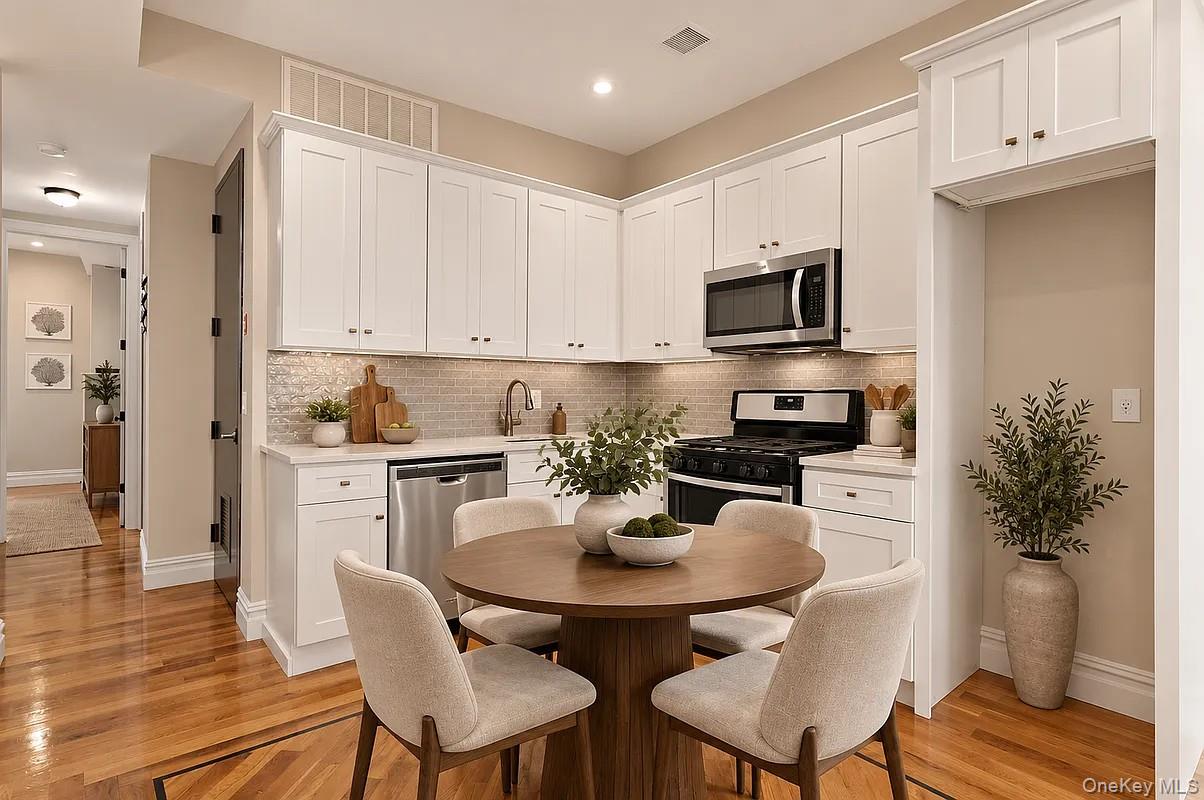 173 Cooper Street, Unit TH photo 2