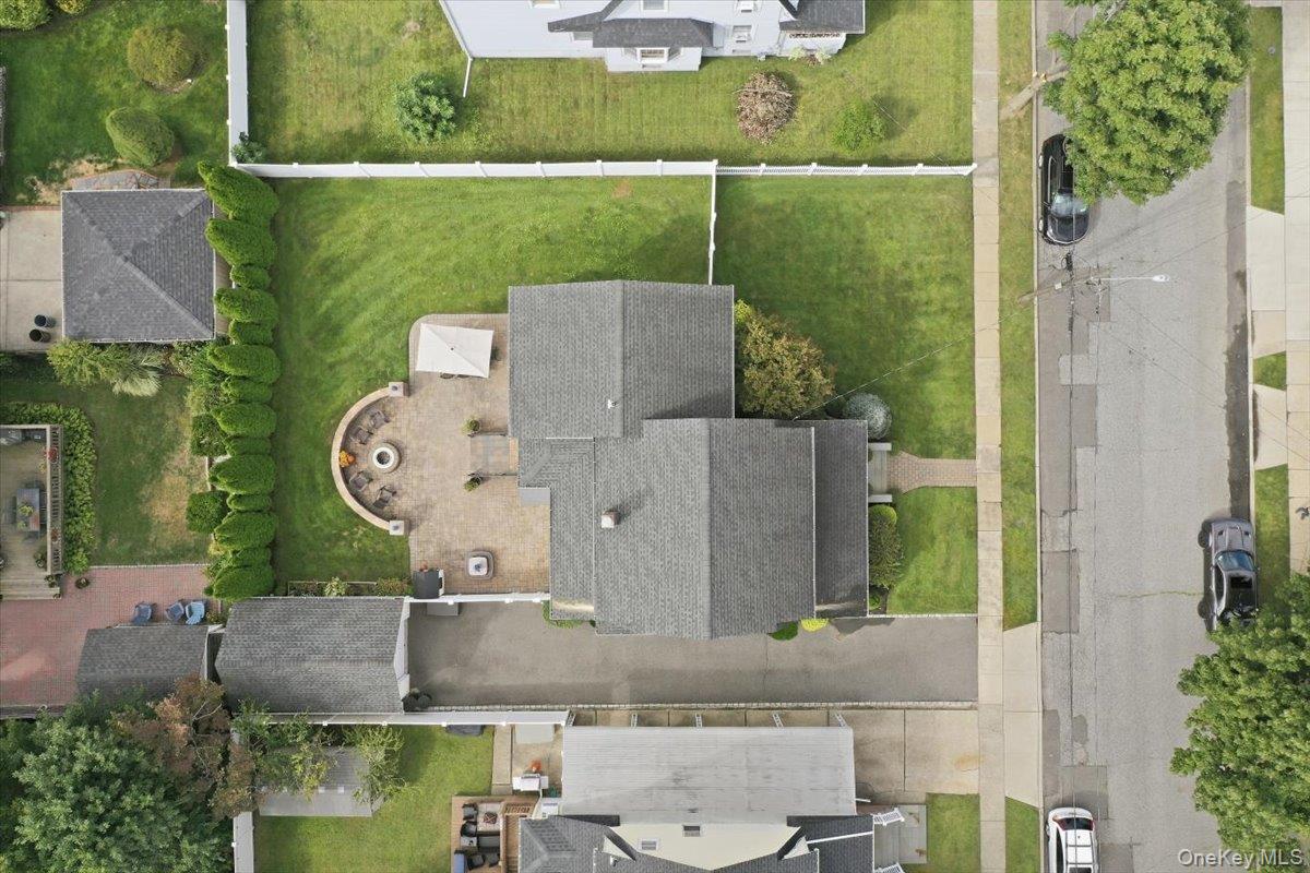 2546 Hicks Street – For Sale photo 6