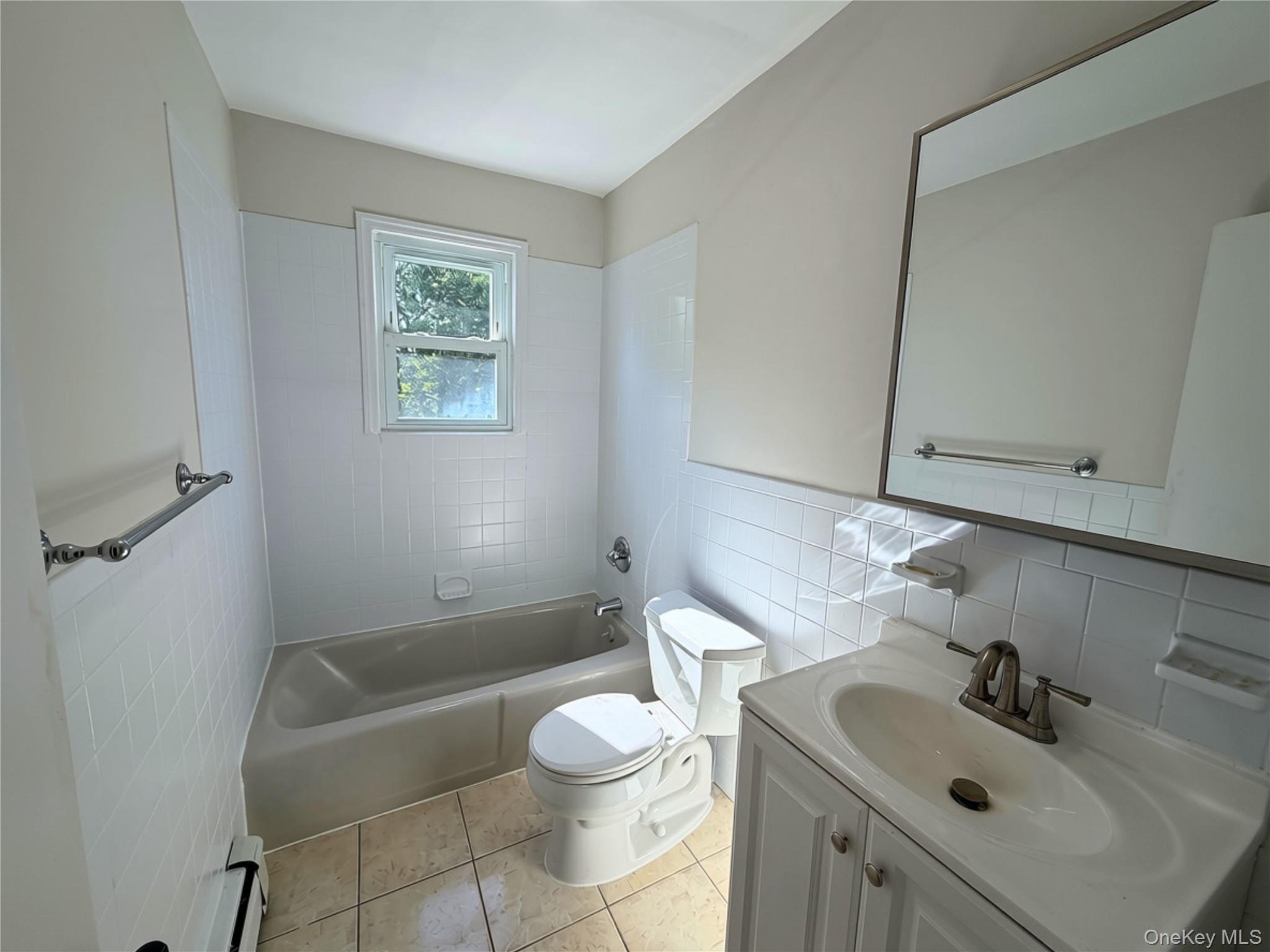 13 Woodrow Avenue, Unit 1 photo 8