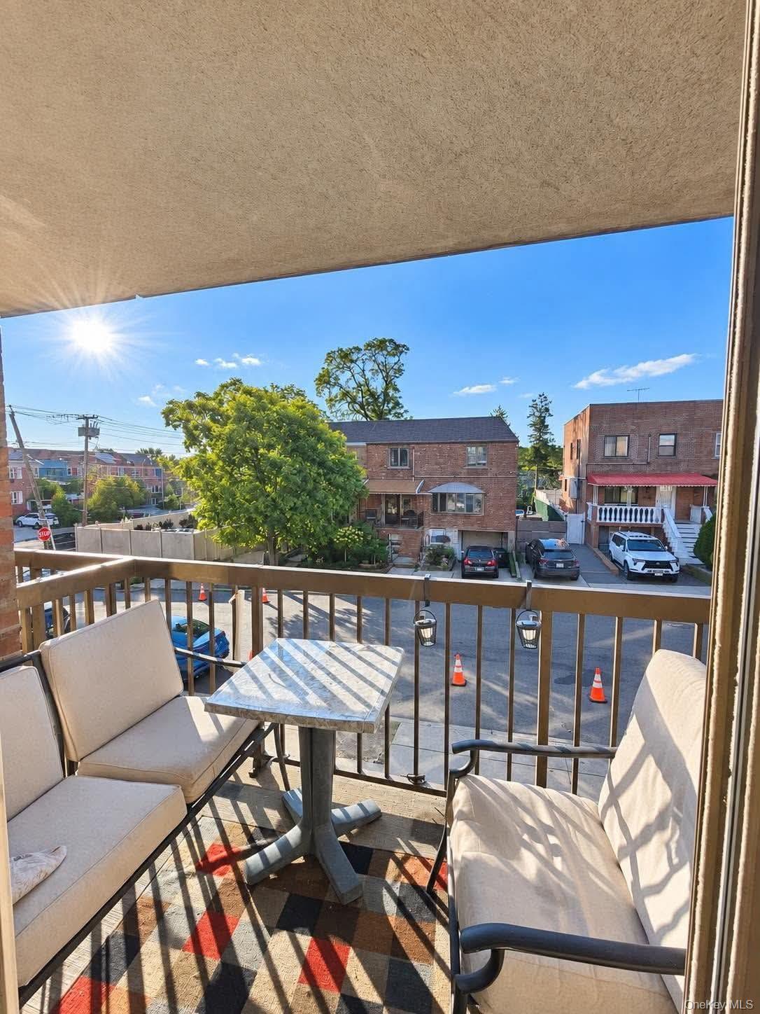 6112 69th Street, Unit 2A photo 4