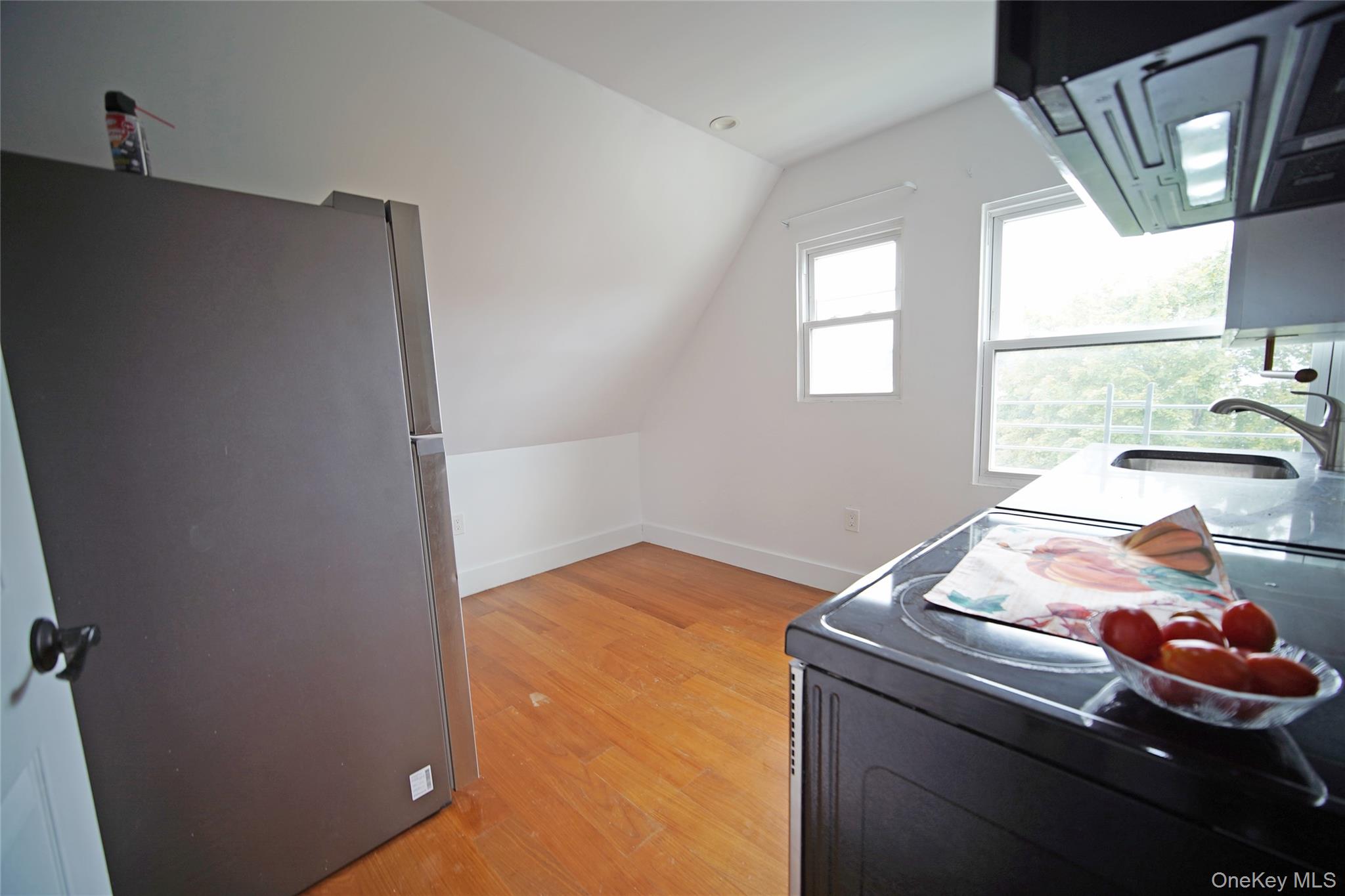 58 S 11th Avenue – For Rent photo 3
