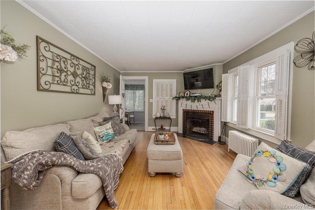 18 Yale Place – For Sale photo 4