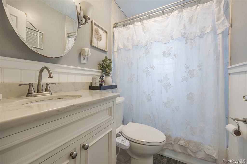 18 Yale Place – For Sale photo 8