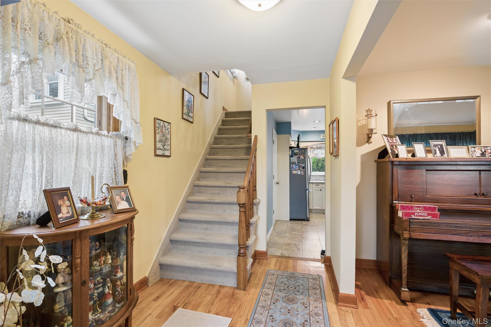 9 Monroe Street – For Sale photo 2