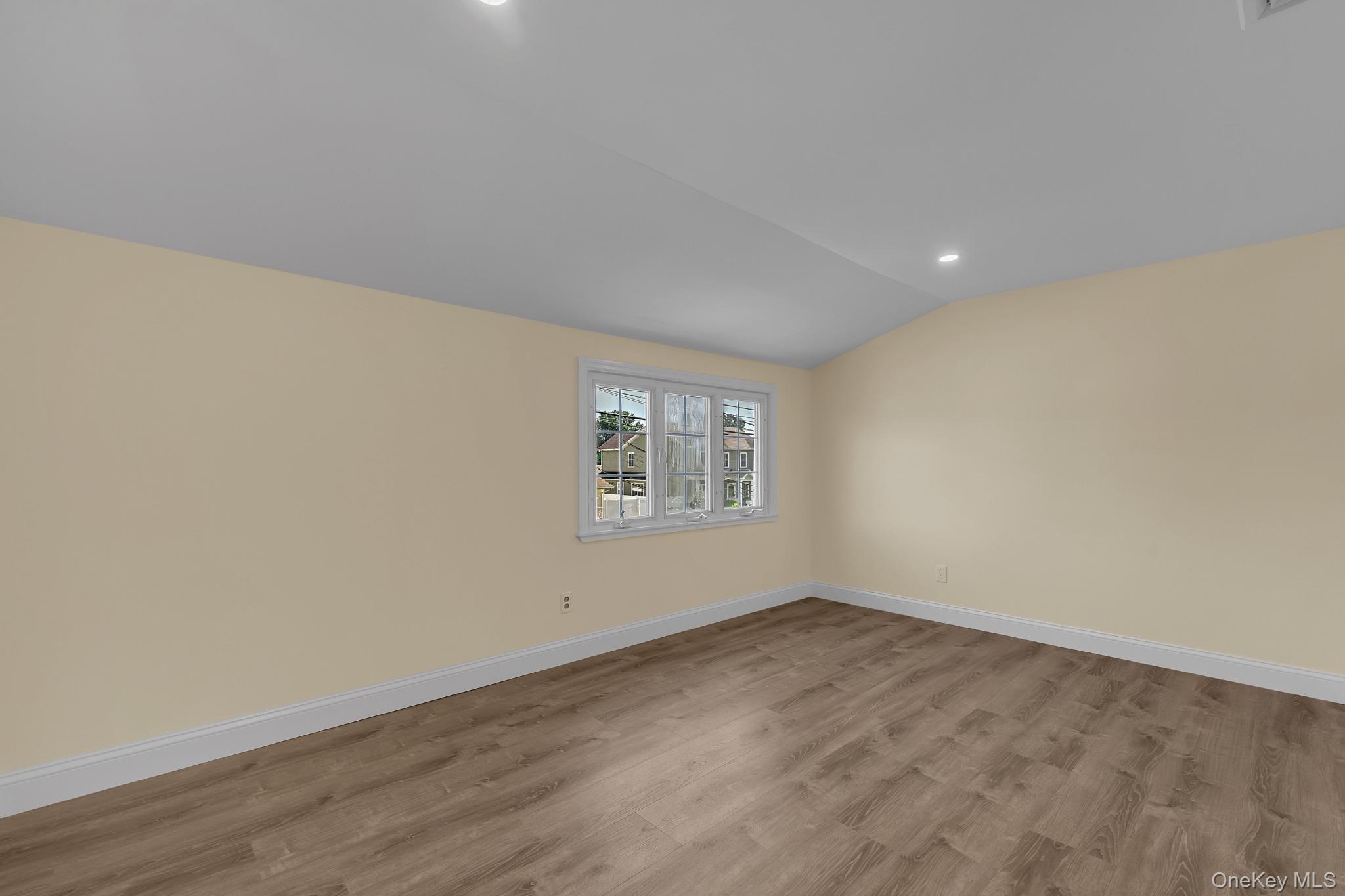 170 Park Lane – For Sale photo 21