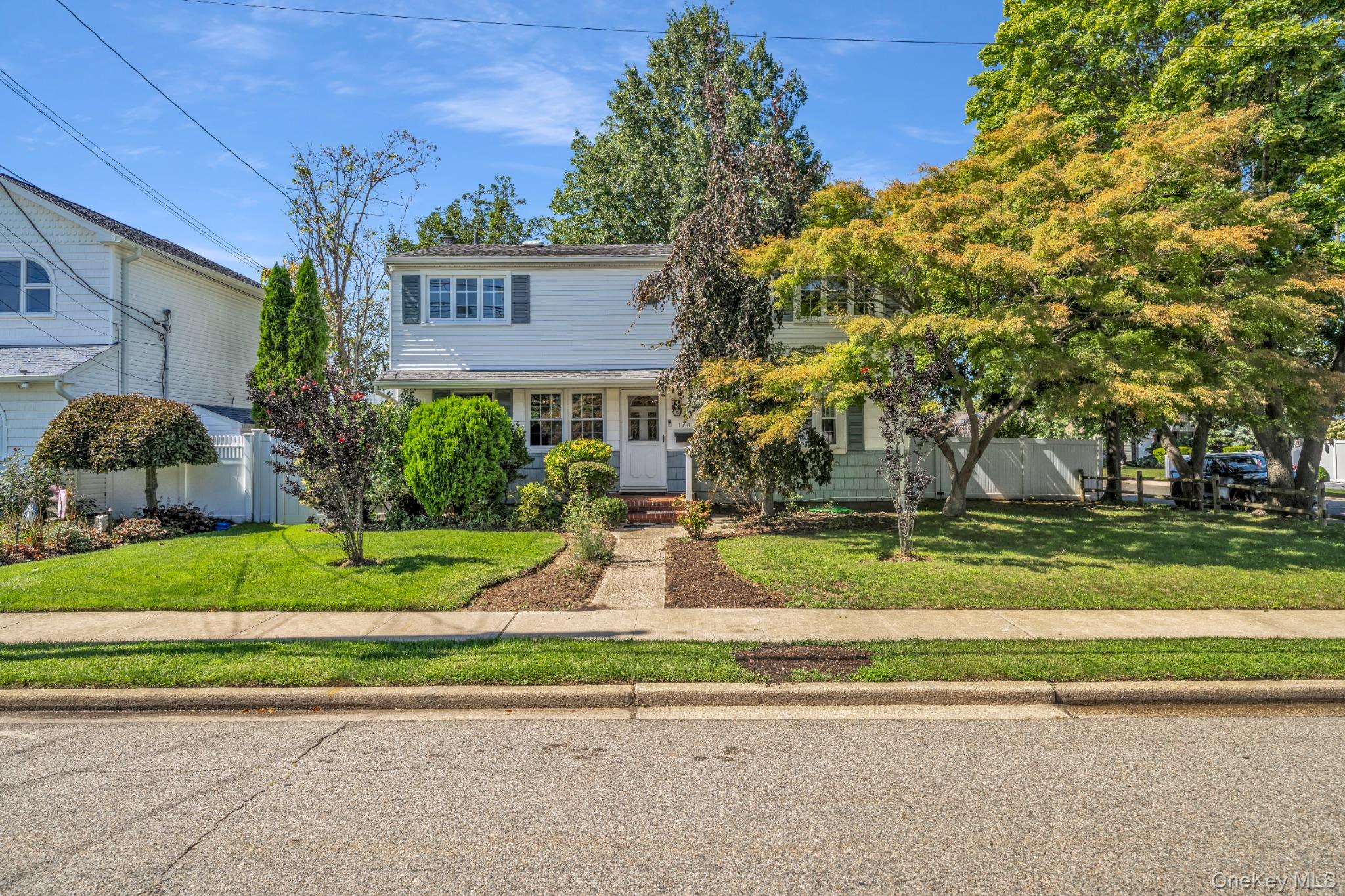 170 Park Lane – For Sale