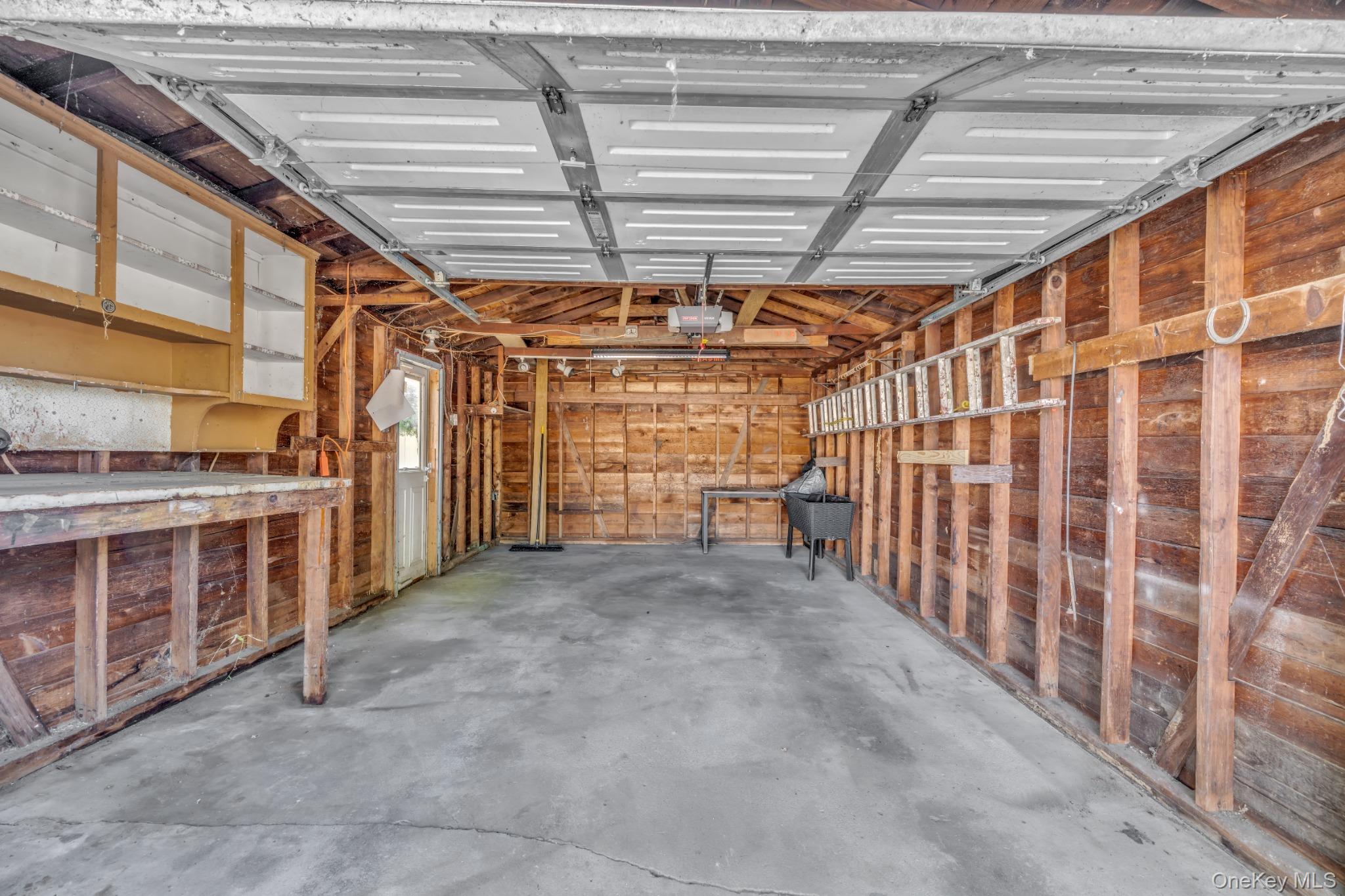 170 Park Lane – For Sale photo 31