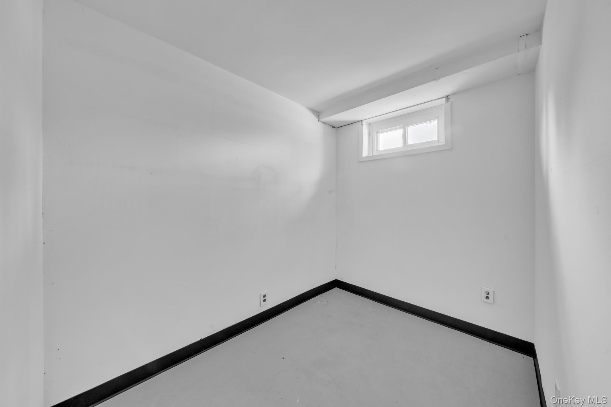 170 Park Lane – For Sale photo 25