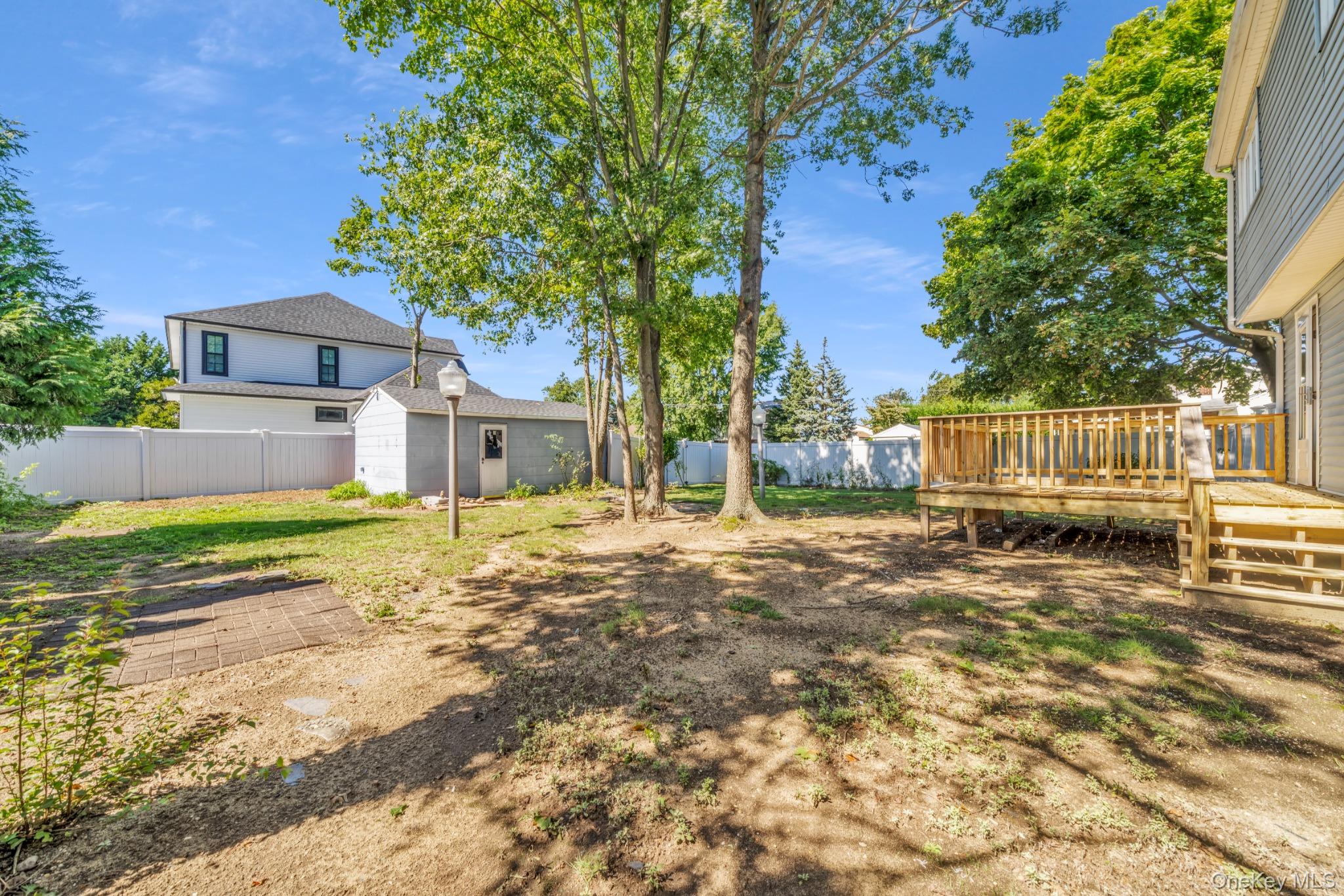 170 Park Lane – For Sale photo 27