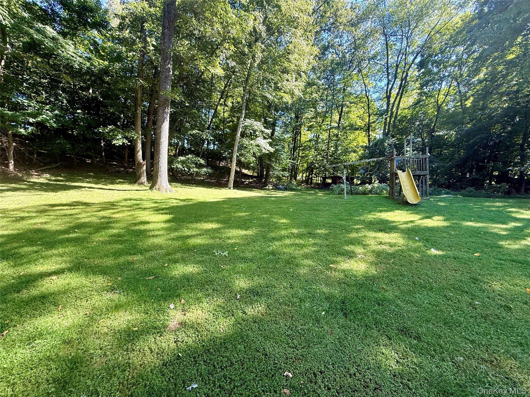 23 Cliffside Lane – For Sale photo 4