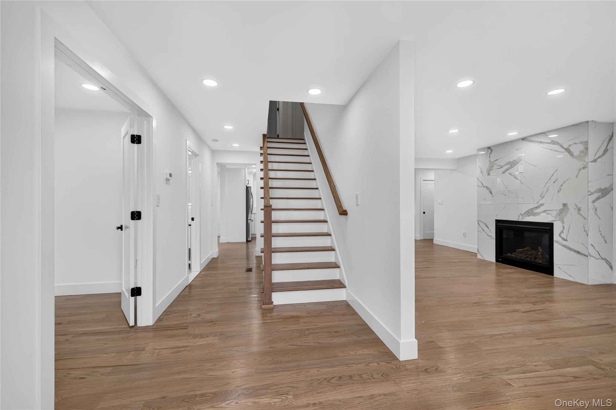 238 N Oak Street – For Sale photo 4