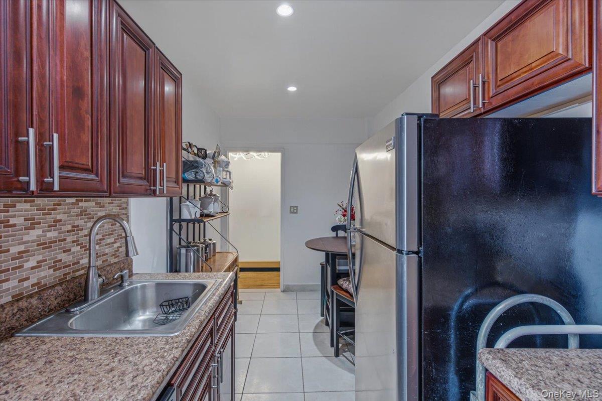 2107 Wallace Ave Wallace, Unit 6A photo 12