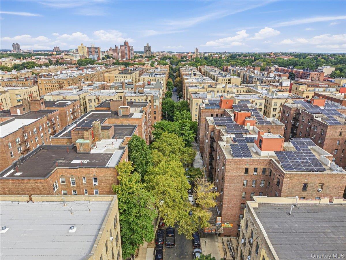 2107 Wallace Ave Wallace, Unit 6A