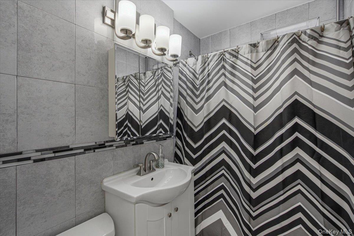 2107 Wallace Ave Wallace, Unit 6A photo 6